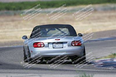 media/May-12-2024-OnGrid (Sun) [[7455ef9f94]]/Group 4 Blue/Session 2 (Outsise Cotton Corners) blue/